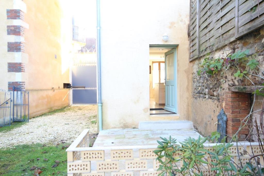 La Maison D'A Cote Saint-Amand-en-Puisaye Εξωτερικό φωτογραφία